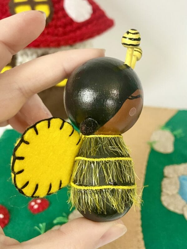 BEE WOODEN PEG DOLL - Image 2