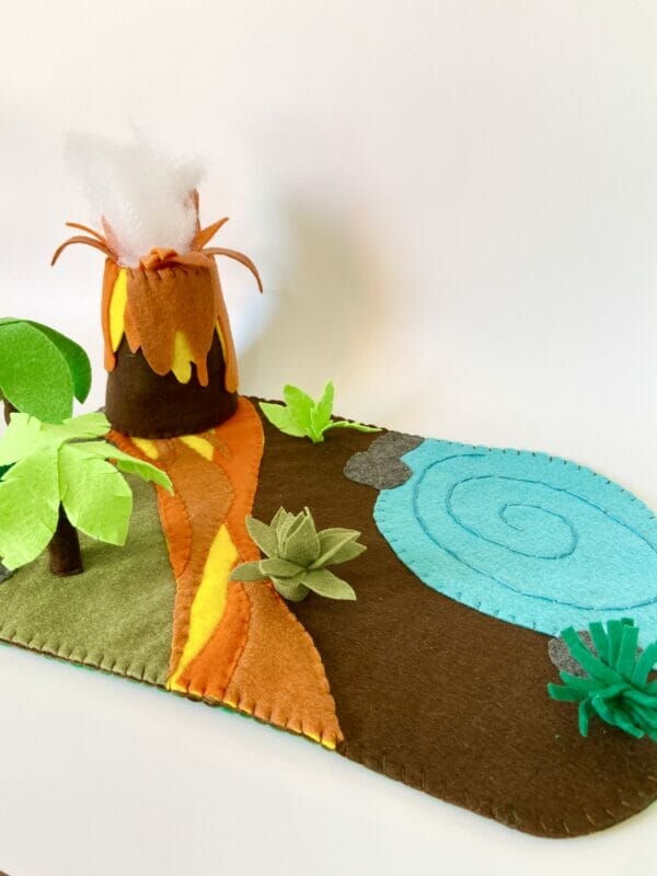 PREHISTORIC DINOSAUR FELT PLAY MAT - Image 2