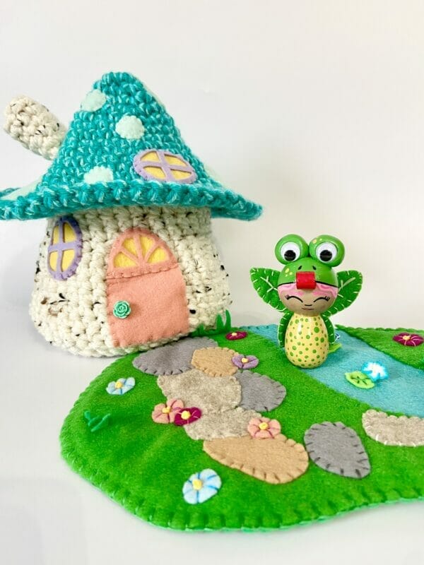 FROG FAIRY WOODEN PEG DOLL - Image 7