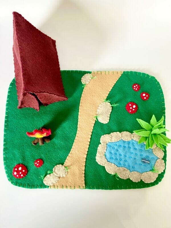 WOODLAND FELT PLAY MAT - Image 2